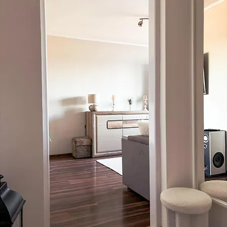 Homely By Bookinghost Appartement *