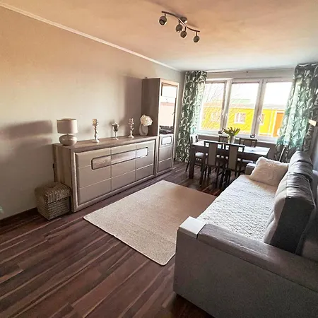 Homely By Bookinghost Walcz