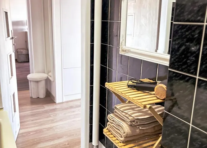 Апартаменты Homely By Bookinghost Валч