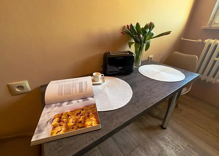 Homely By Bookinghost Валч