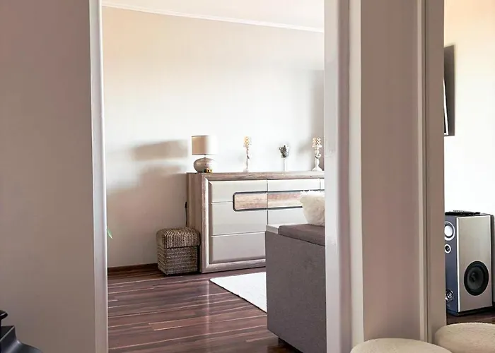 Homely By Bookinghost Апартаменты *