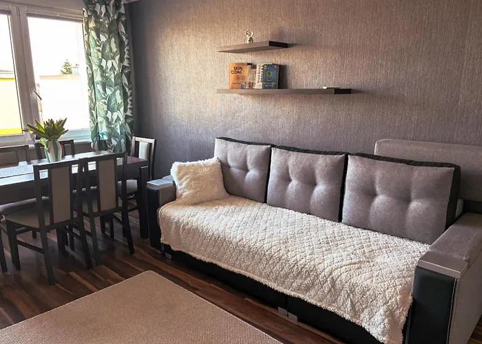 Апартаменты Homely By Bookinghost Валч